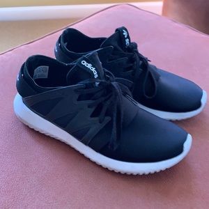 Adidas black nylon size 7 sneakers